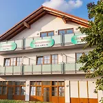 Fogadó Tonis Tenne Eschbach