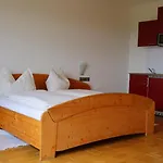 Fogadó Tonis Tenne